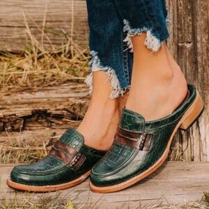 Freebird by Steven Mona Lisa Green Croc Leather Mule